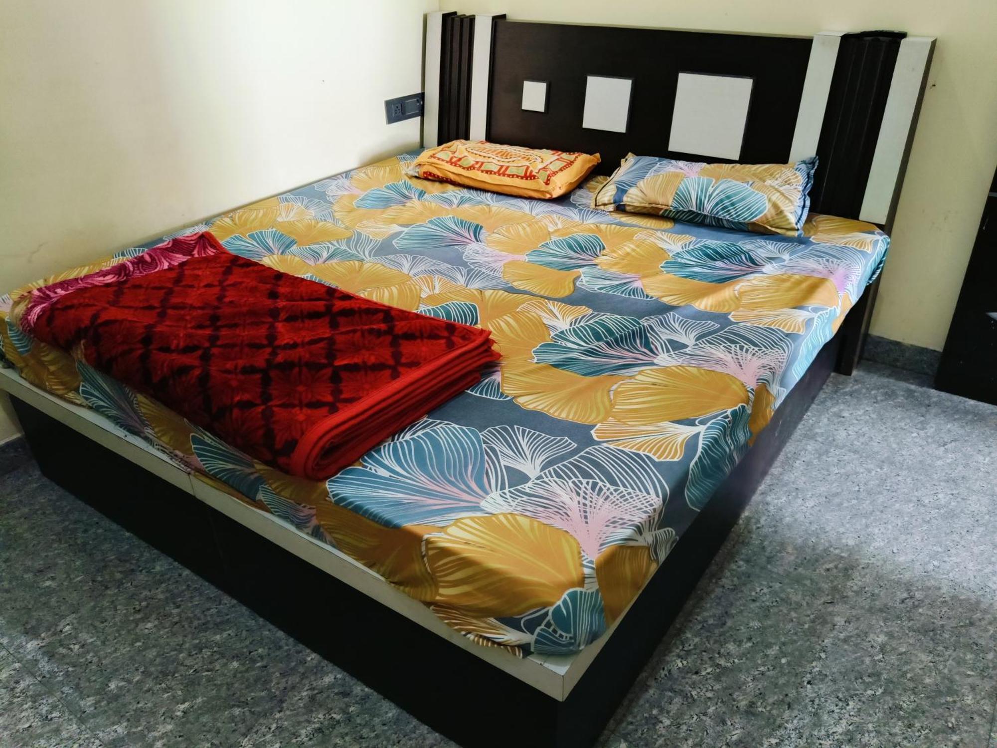 Jai Hanuman Guest House Palsana  المظهر الخارجي الصورة